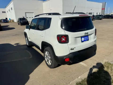 Photos of 2016 Jeep Renegade Latitude for sale in Ottumwa, IA at Gregg Young Toyota of Ottumwa