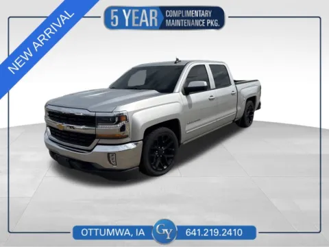 Silver 2018 Chevrolet Silverado 1500 LT for sale in Ottumwa, IA