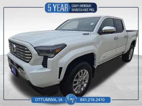 Black 2026 Toyota Tacoma Hybrid Limited for sale in Ottumwa, IA