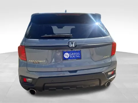 More photos of 2023 Honda Passport EX-L at Gregg Young Toyota of Ottumwa, IA