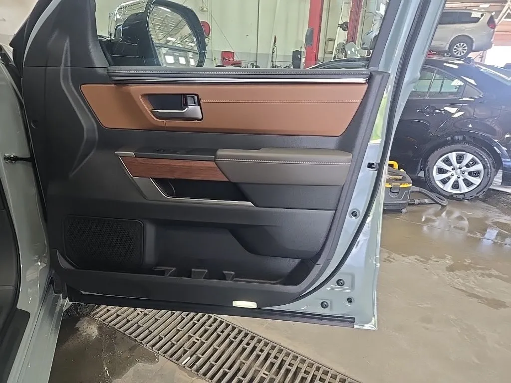2026 Toyota Tundra 1794 Edition - Photo 30