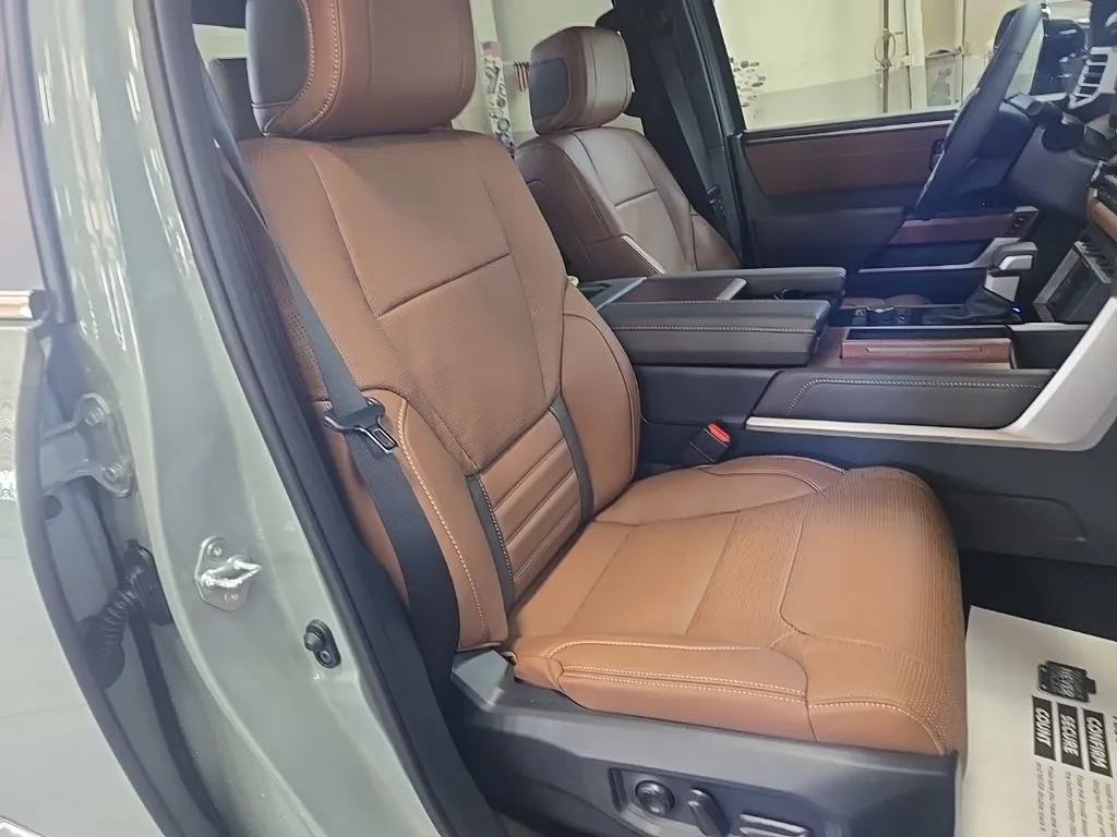 2026 Toyota Tundra 1794 Edition - Photo 32