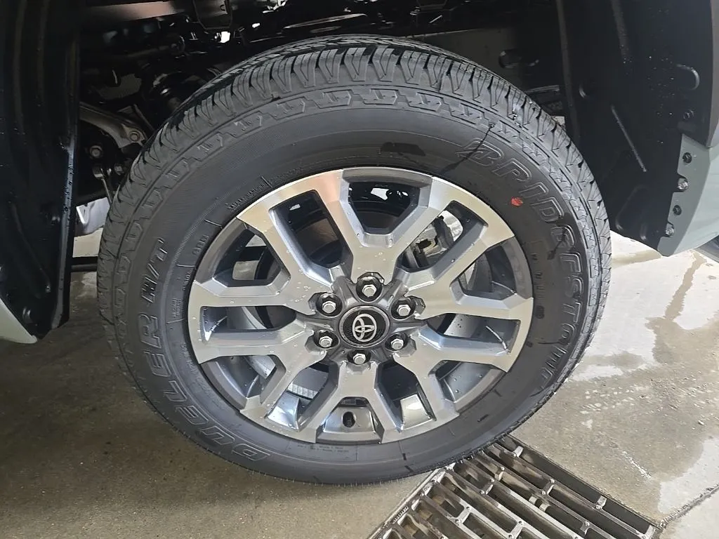 2026 Toyota Tundra 1794 Edition - Photo 23