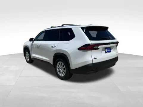 Another view of 2026 Toyota Grand Highlander XLE for sale in Ottumwa, IA at Gregg Young Toyota of Ottumwa