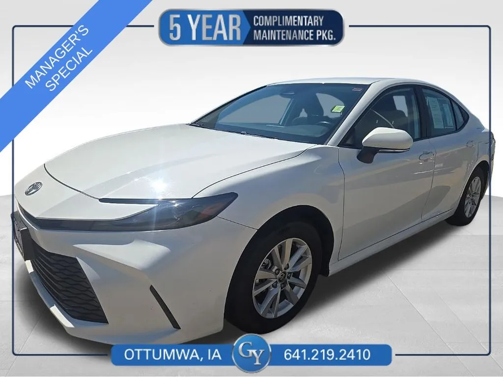 White 2025 Toyota Camry LE for sale in Ottumwa, IA