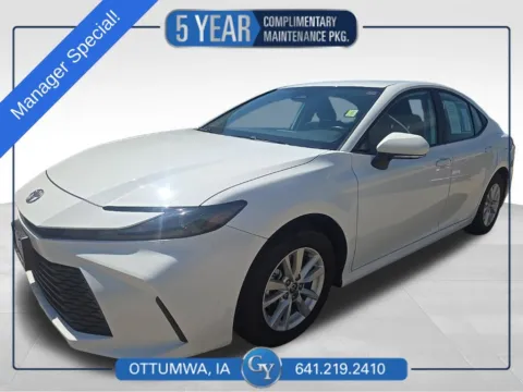 White 2025 Toyota Camry LE for sale in Ottumwa, IA