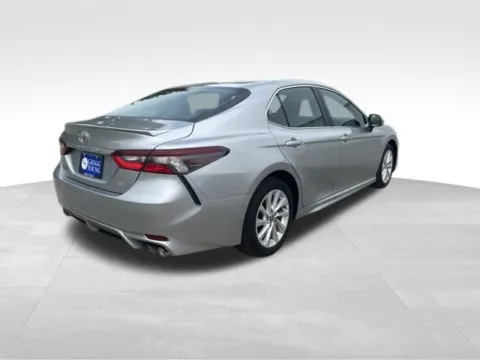 More photos of 2024 Toyota Camry SE at Gregg Young Toyota of Ottumwa, IA