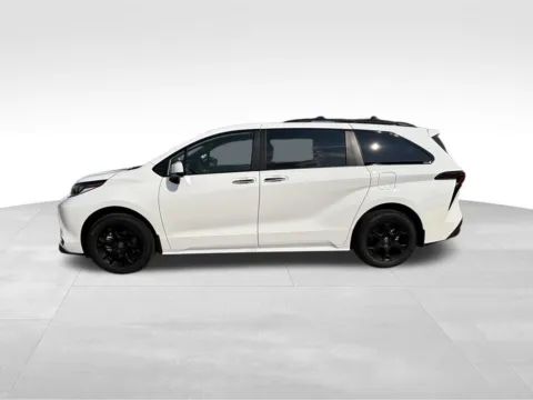 Another view of 2026 Toyota Sienna Woodland Edition for sale in Ottumwa, IA at Gregg Young Toyota of Ottumwa
