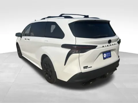 More photos of 2026 Toyota Sienna Woodland Edition at Gregg Young Toyota of Ottumwa, IA