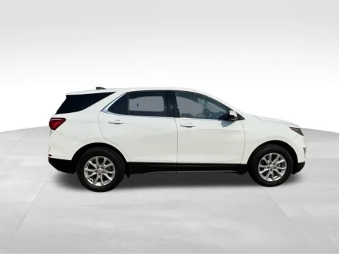 More photos of 2020 Chevrolet Equinox LT at Gregg Young Toyota of Ottumwa, IA