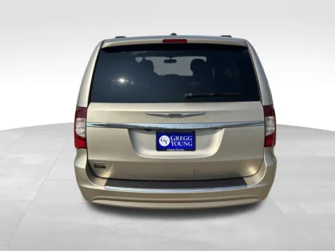 More photos of 2016 Chrysler Town & Country Touring at Gregg Young Toyota of Ottumwa, IA