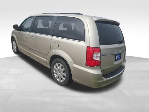 Another view of 2016 Chrysler Town & Country Touring for sale in Ottumwa, IA at Gregg Young Toyota of Ottumwa