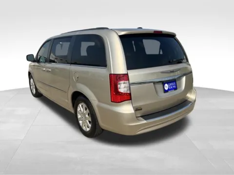 More photos of 2016 Chrysler Town & Country Touring at Gregg Young Toyota of Ottumwa, IA