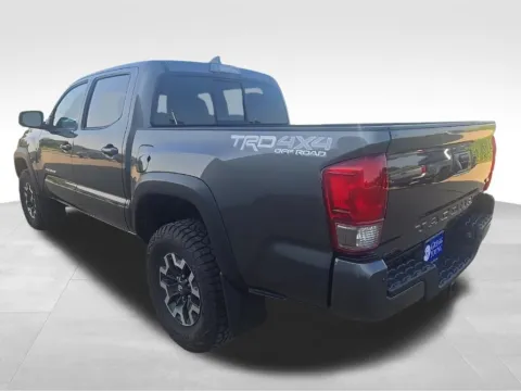 More photos of 2016 Toyota Tacoma TRD Off-Road at Gregg Young Toyota of Ottumwa, IA
