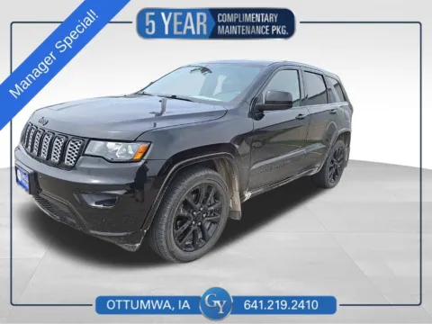 Black 2018 Jeep Grand Cherokee Altitude for sale in Ottumwa, IA