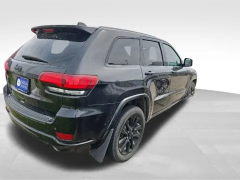 More photos of 2018 Jeep Grand Cherokee Altitude at Gregg Young Toyota of Ottumwa, IA