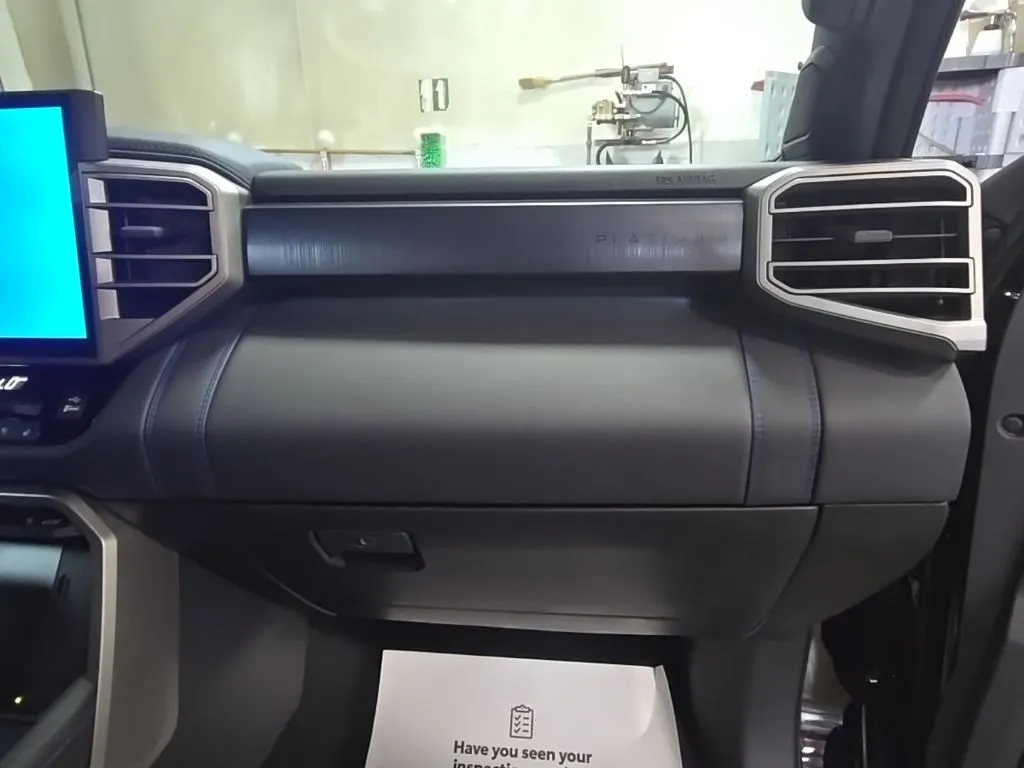 2026 Toyota Tundra Platinum - Photo 32