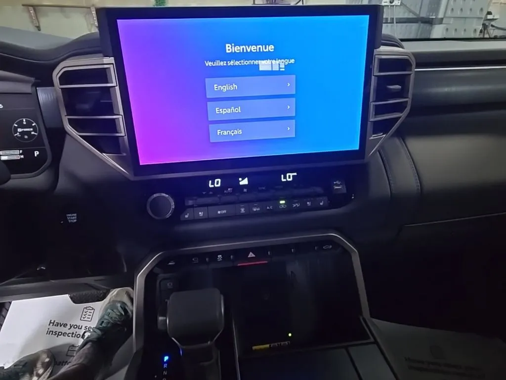 2026 Toyota Tundra Platinum - Photo 14