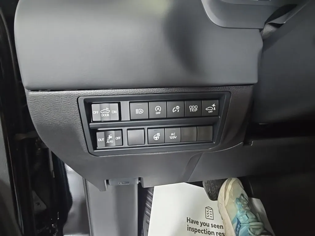 2026 Toyota Tundra Platinum - Photo 19
