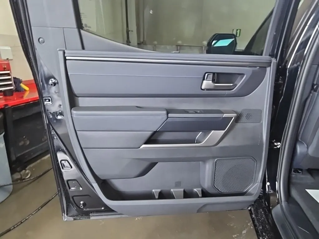 2026 Toyota Tundra Platinum - Photo 20