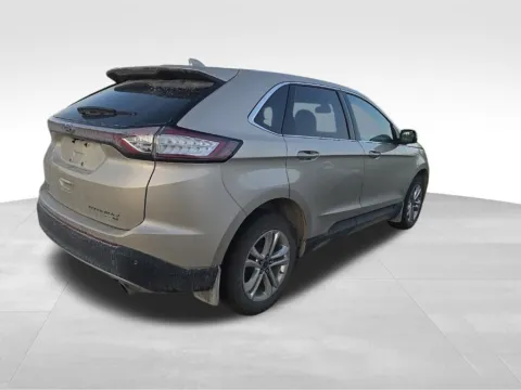 More photos of 2018 Ford Edge Titanium at Gregg Young Toyota of Ottumwa, IA