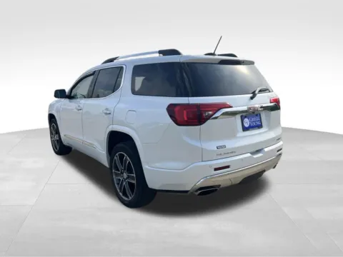 More photos of 2018 GMC Acadia Denali at Gregg Young Toyota of Ottumwa, IA