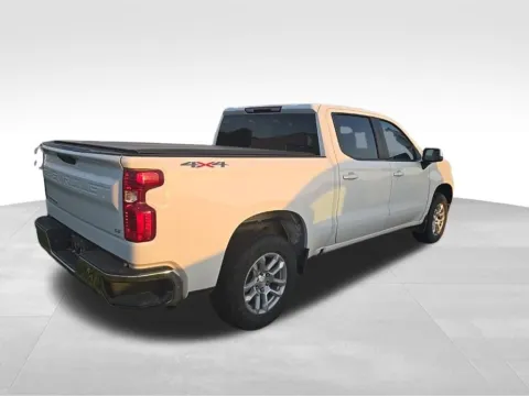 More photos of 2022 Chevrolet Silverado 1500 LT at Gregg Young Toyota of Ottumwa, IA