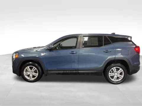 Another view of 2024 GMC Terrain SLE for sale in Ottumwa, IA at Gregg Young Toyota of Ottumwa