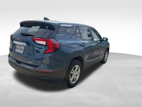 More photos of 2024 GMC Terrain SLE at Gregg Young Toyota of Ottumwa, IA