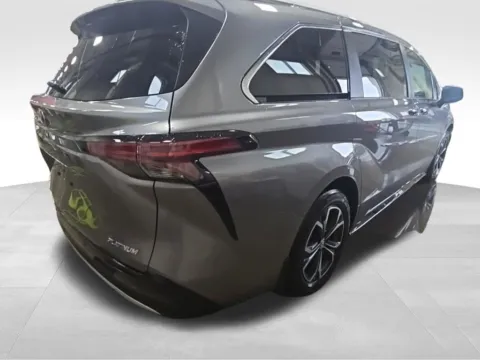 More photos of 2026 Toyota Sienna Platinum at Gregg Young Toyota of Ottumwa, IA