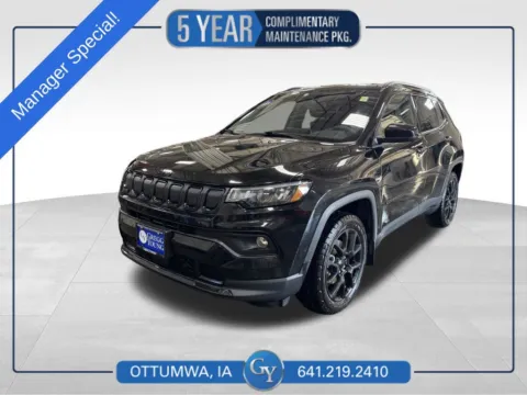 Black 2022 Jeep Compass Latitude for sale in Ottumwa, IA