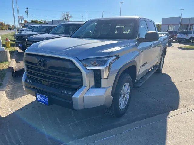 Unknown 2026 Toyota Tundra SR5 for sale in Ottumwa, IA
