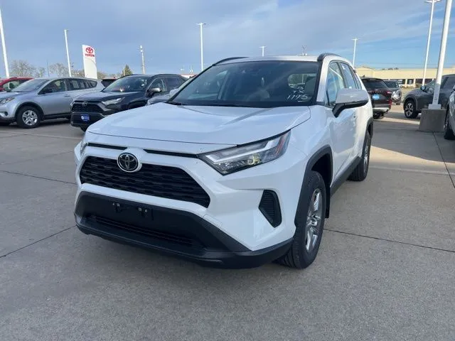 Unknown 2025 Toyota RAV4 Hybrid XLE for sale in Ottumwa, IA