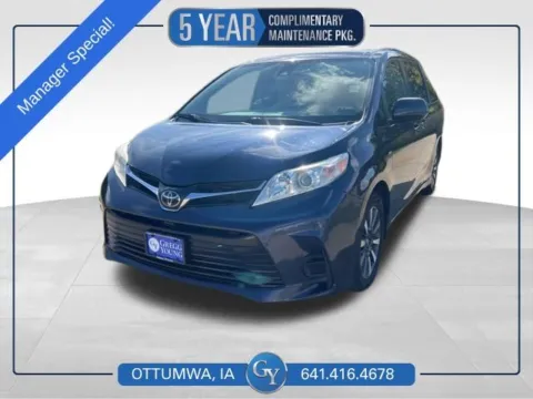 Blue 2019 Toyota Sienna LE for sale in Ottumwa, IA