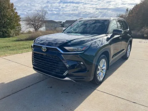 Unknown 2026 Toyota Grand Highlander for sale in Ottumwa, IA