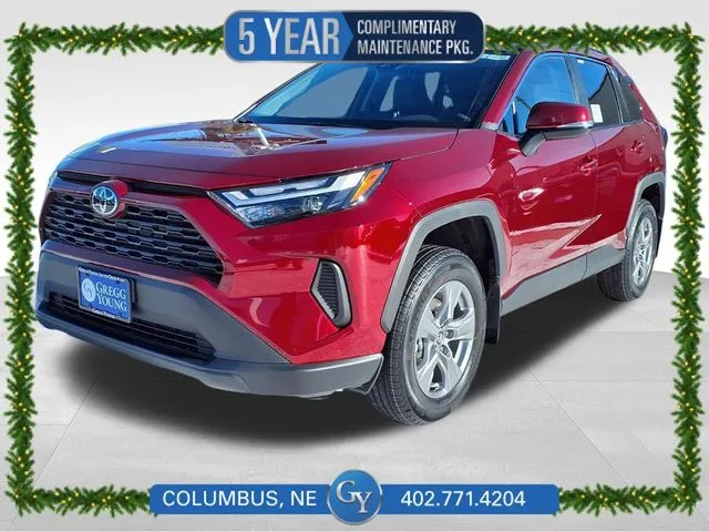 2025 Toyota RAV4 XLE's photo