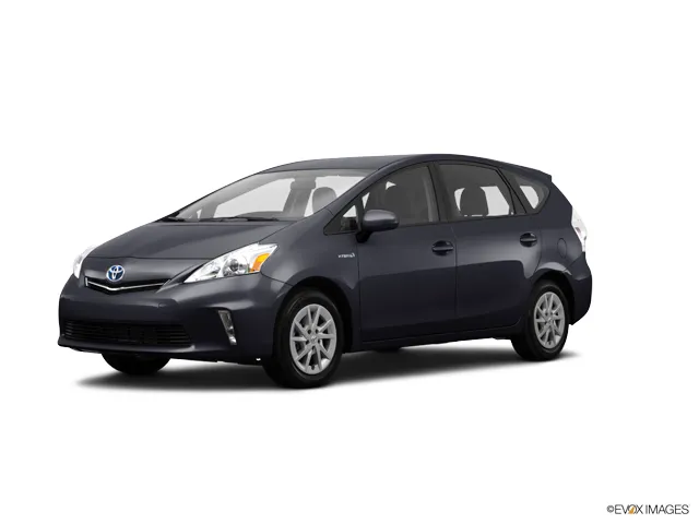 2014 Toyota Prius v Five's photo