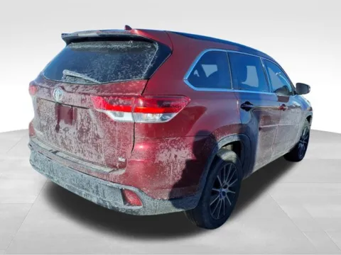 Another view of 2017 Toyota Highlander SE for sale in Columbus, NE at Gregg Young Toyota of Columbus