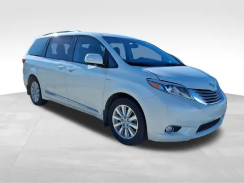Photos of 2017 Toyota Sienna for sale in Columbus, NE at Gregg Young Toyota of Columbus