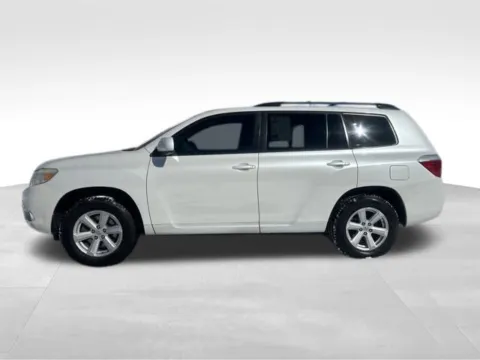Another view of 2010 Toyota Highlander SE for sale in Columbus, NE at Gregg Young Toyota of Columbus