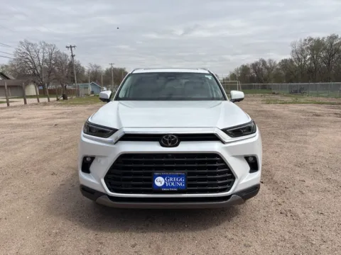 Another view of 2026 Toyota Grand Highlander Platinum for sale in Columbus, NE at Gregg Young Toyota of Columbus
