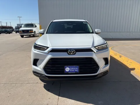 Another view of 2026 Toyota Grand Highlander Hybrid XLE for sale in Columbus, NE at Gregg Young Toyota of Columbus