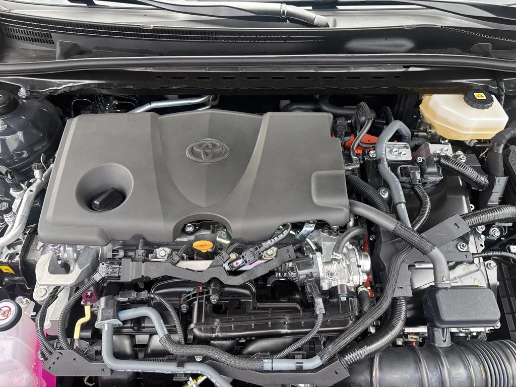 2026 Toyota Camry XLE - Photo 33