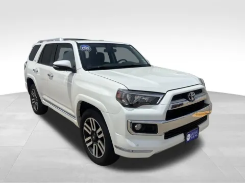 More photos of 2016 Toyota 4Runner Limited at Gregg Young Toyota of Columbus, NE