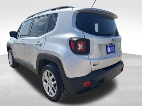 More photos of 2016 Jeep Renegade Latitude at Gregg Young Toyota of Columbus, NE