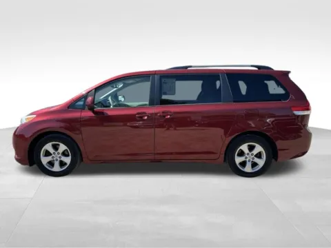 More photos of 2014 Toyota Sienna LE at Gregg Young Toyota of Columbus, NE