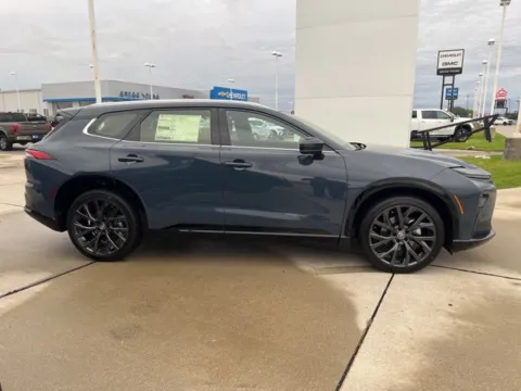 More photos of 2025 Toyota Crown Signia Limited at Gregg Young Toyota of Columbus, NE