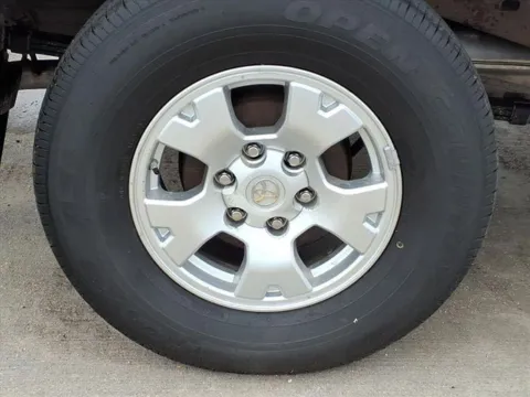 More photos of 2006 Toyota Tacoma PreRunner at Gregg Young Toyota of Columbus, NE