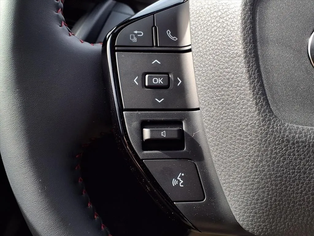 2026 Toyota Prius Plug-in Hybrid XSE Premium - Photo 21