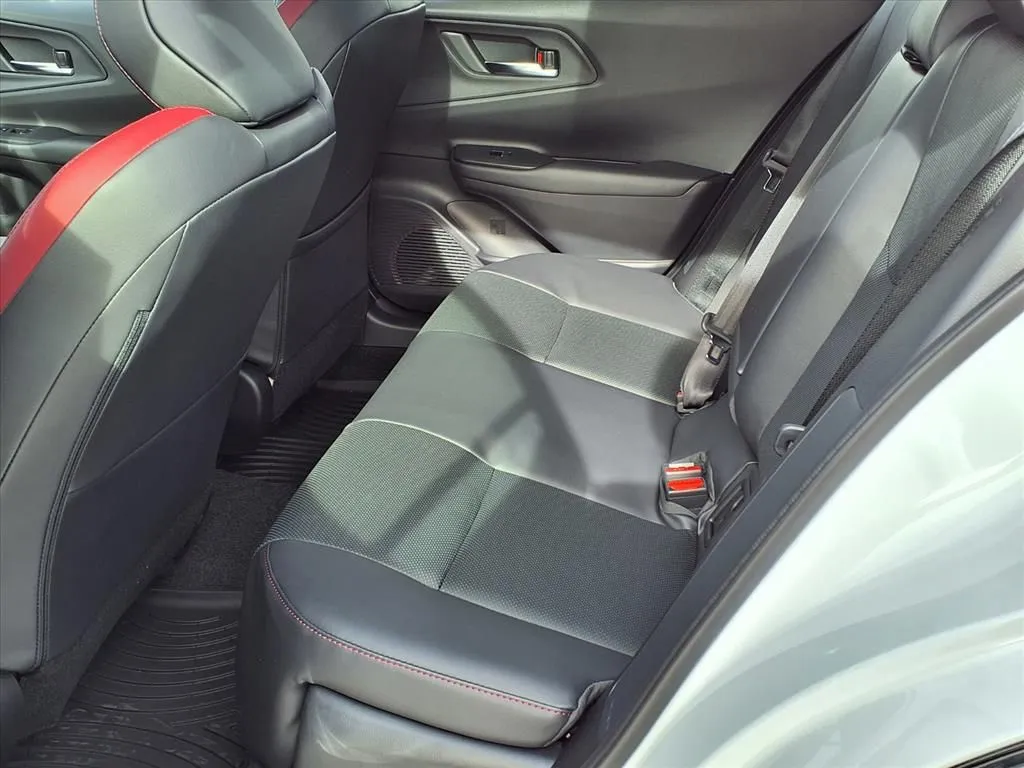 2026 Toyota Prius Plug-in Hybrid XSE Premium - Photo 11